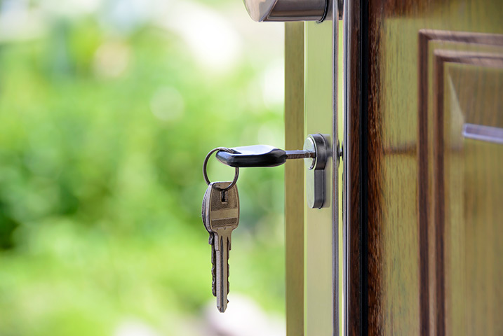 A2B Locks are able to provide local locksmiths in Hale to repair your broken locks. 